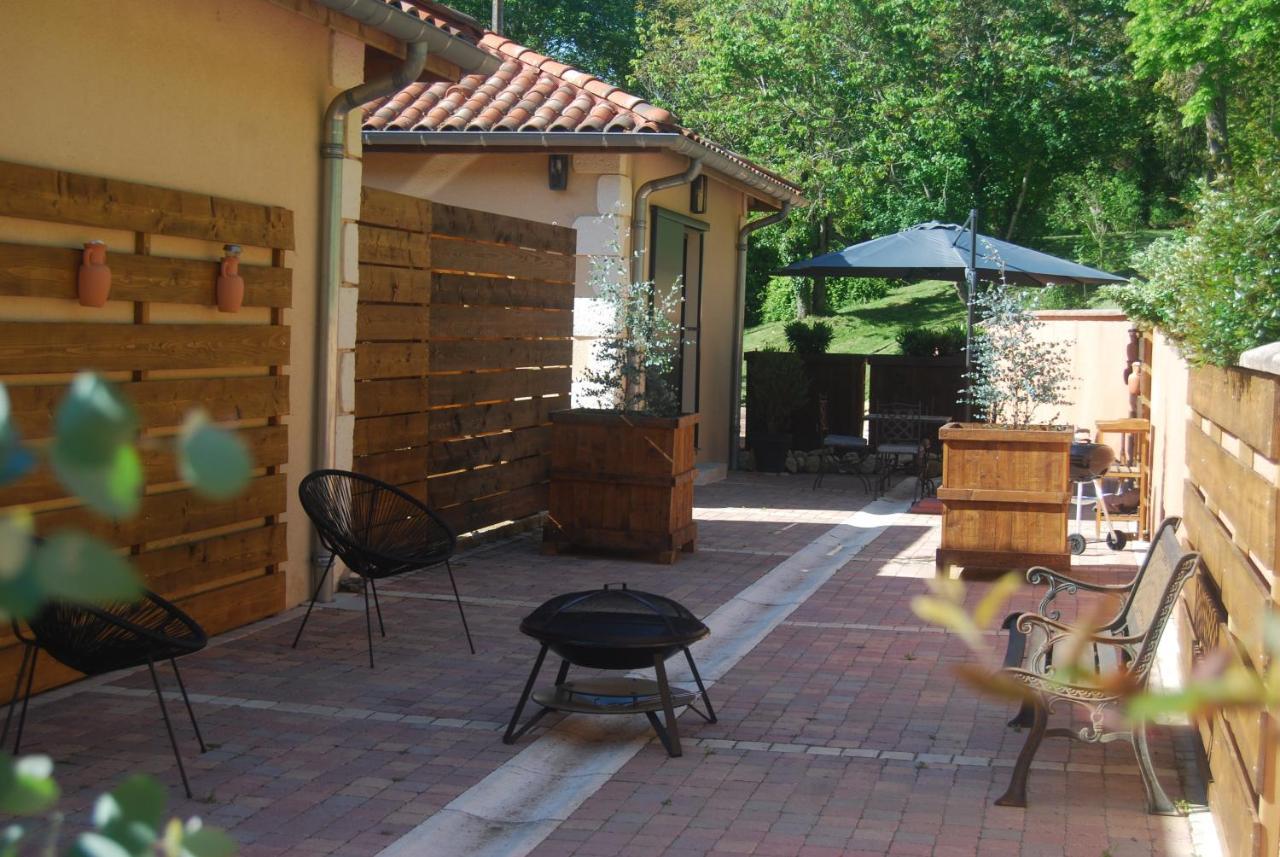 Bed and Breakfast Au Son De L Angelus Moncrabeau Exterior foto